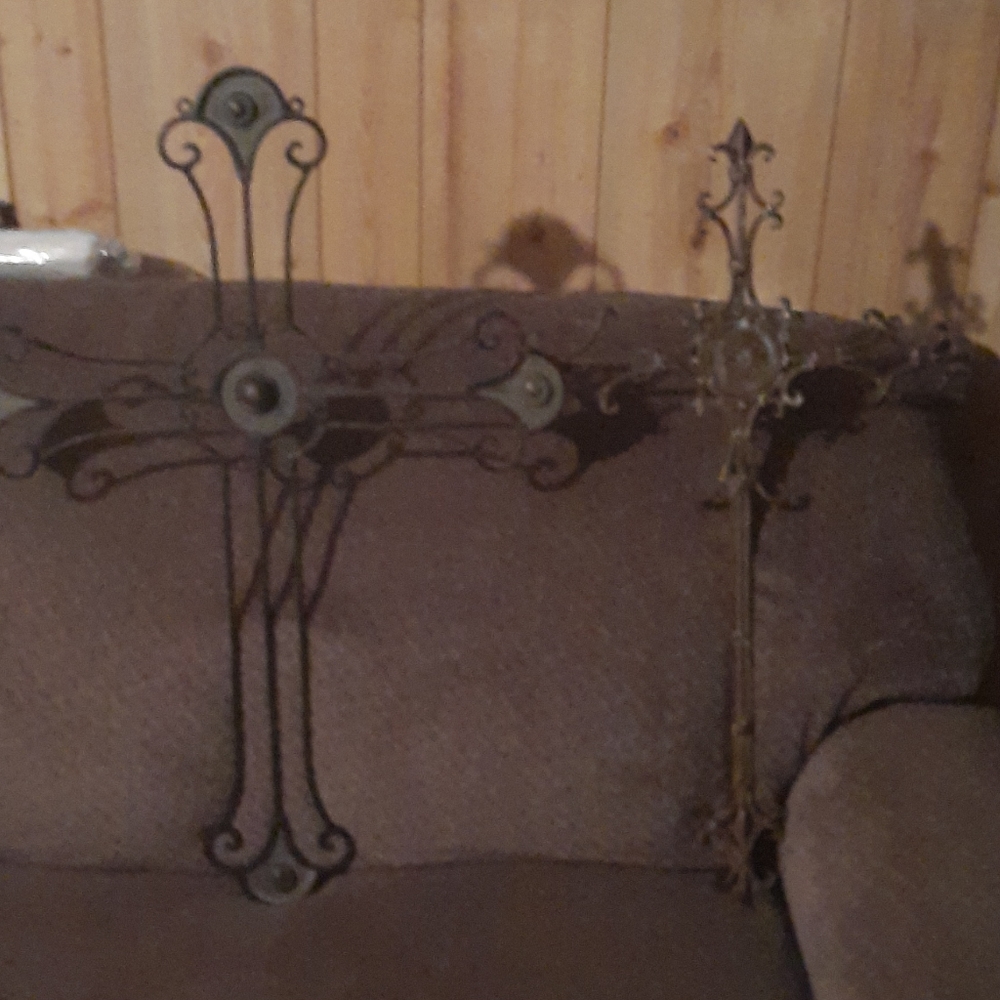 SET (2)BRONZE CROSSES